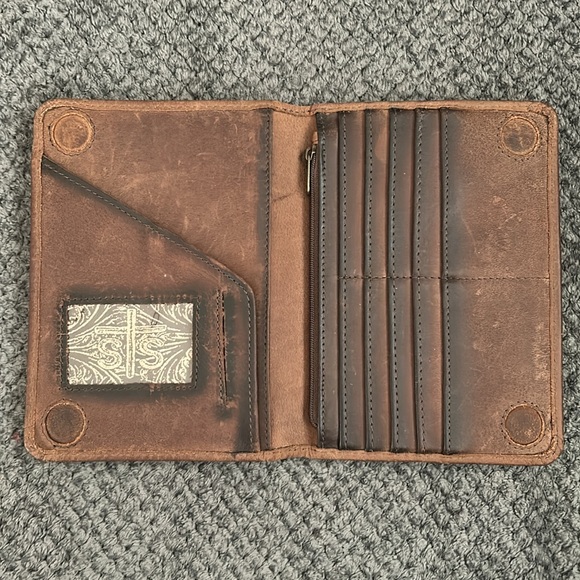 STS Ranchwear Magnetic Wallet for Women - Picture 3 of 4